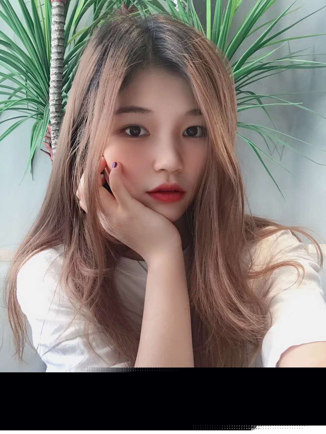 2020年10月30水灵大眼睛的妹子（又萌又骚）